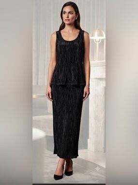Lovely Grace Black Sleeveless Maxi Dress